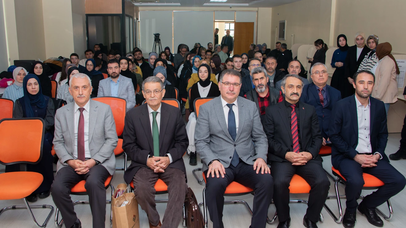 Selçuk Üniversitesinde Direnişten Dirilişe Filistin Paneli